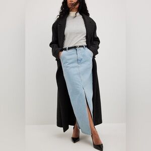 NA-KD Light Wash Denim Maxi Skirt EU 36 (US 4) Clean Girl 90s Y2K Slit SOLD OUT